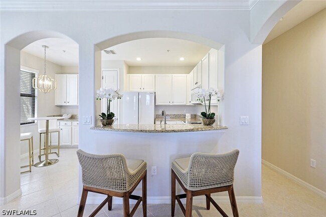 Foto del edificio - 1423 Santiago Cir