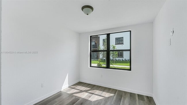 Building Photo - 13395 SW 250th St
