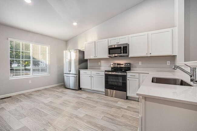 Building Photo - 5453 E Karen Ct