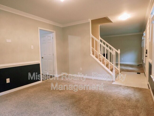Building Photo - 13701 Arrowood Ct