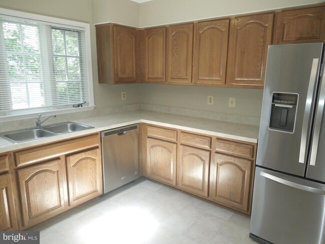 Foto del edificio - 1 Linden Hill Way SW