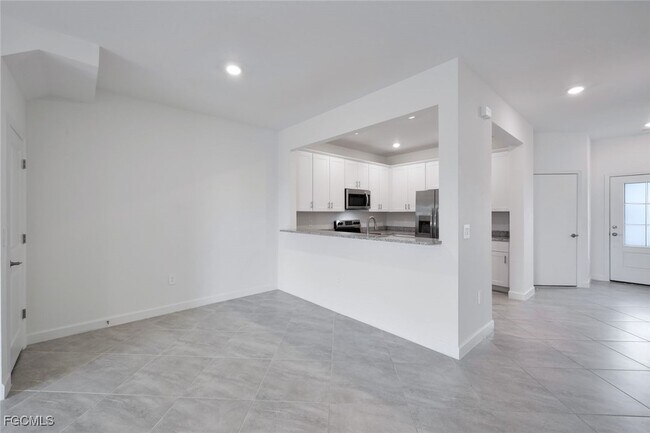 Building Photo - 14207 Pine Lodge Ln