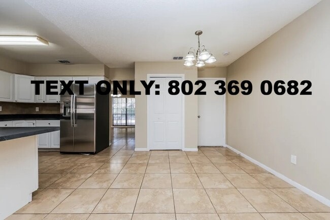 Building Photo - 1214 Letona Ln