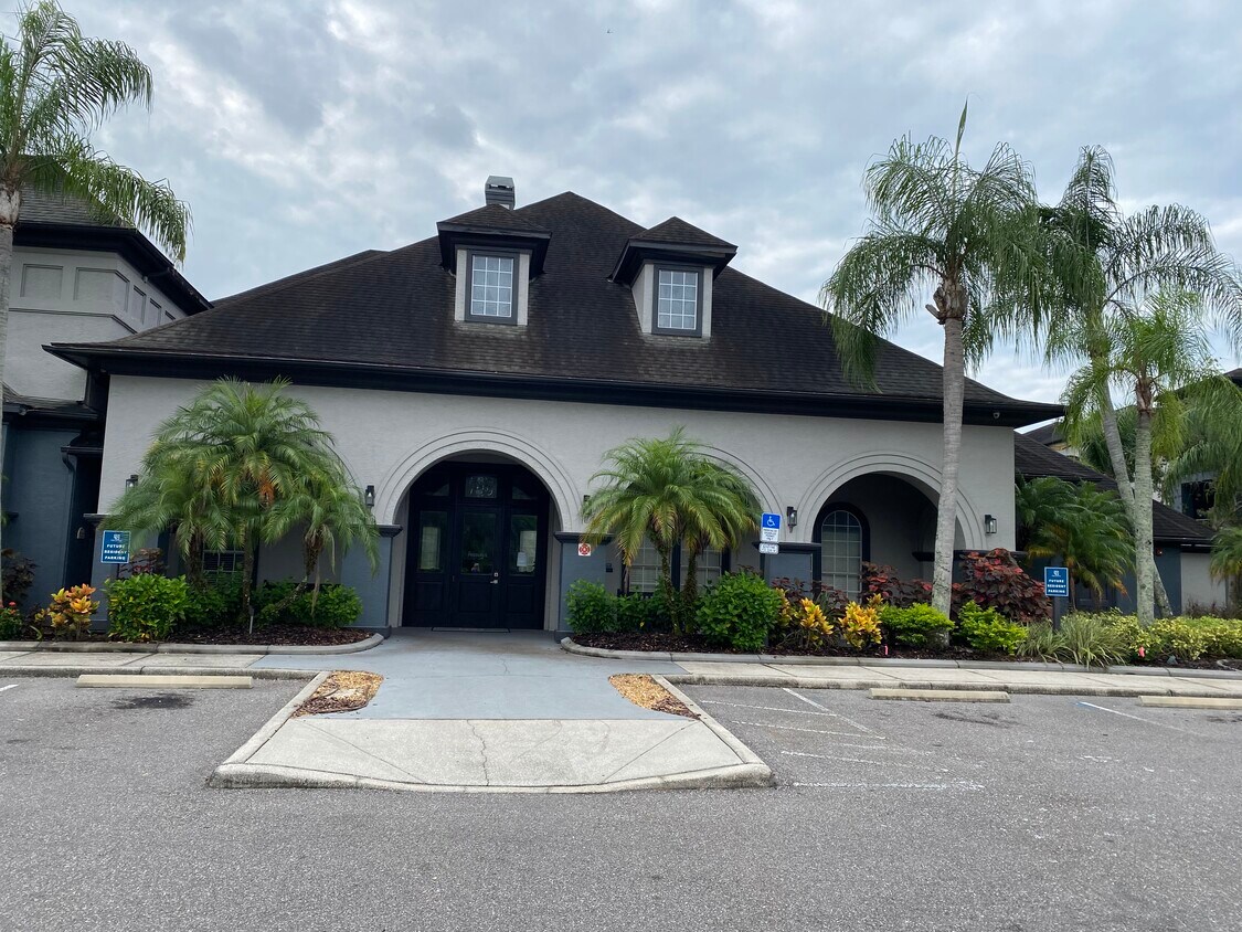 Foto principal - 13014 Sanctuary Cove Dr