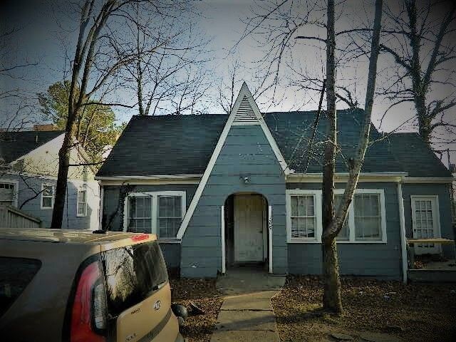 Primary Photo - 129 W Boles St
