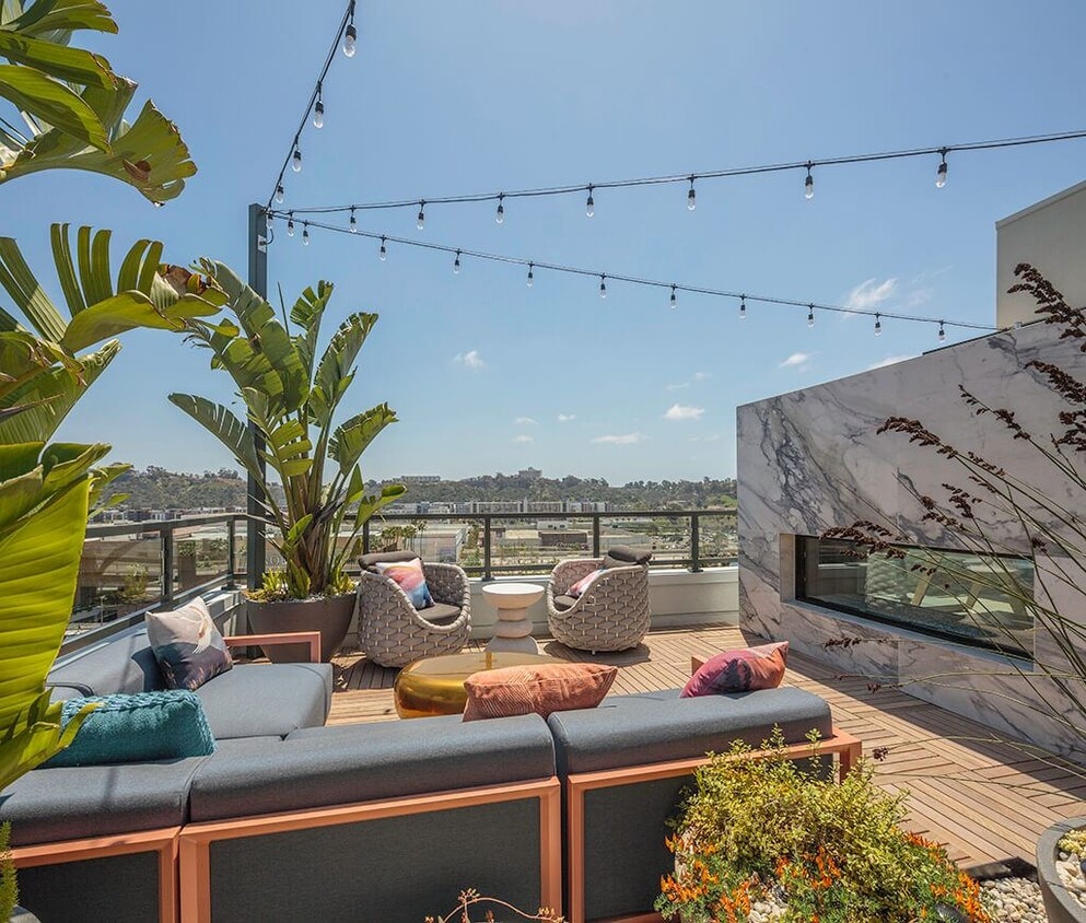 Foto principal - Rivair Apartment Homes