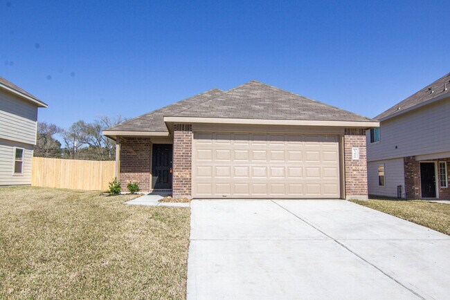Building Photo - North Meadows - 13810 Spring Meadows Court...