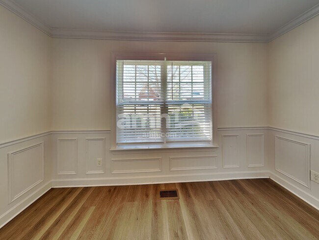 Foto del edificio - 560 Summit Way