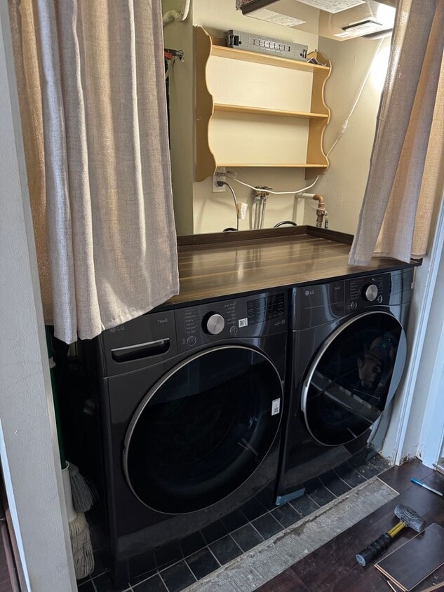 Foto principal - COMING SOON- Lovely 2 Bedroom, 2 Bath Cond...