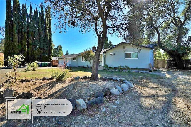 Building Photo - 6738 E Waverly Ave