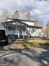 Building Photo - 1880 Kitchens Rd