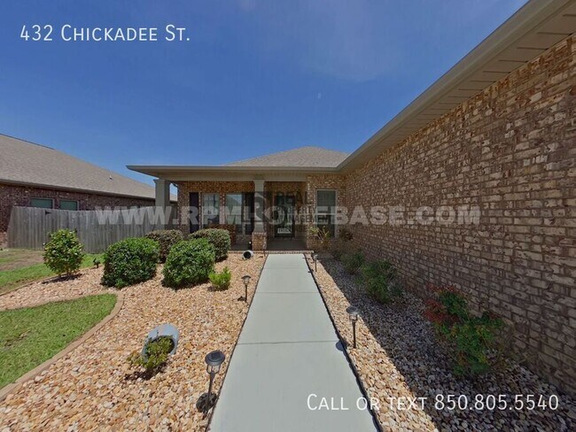 Foto del edificio - 432 Chickadee St