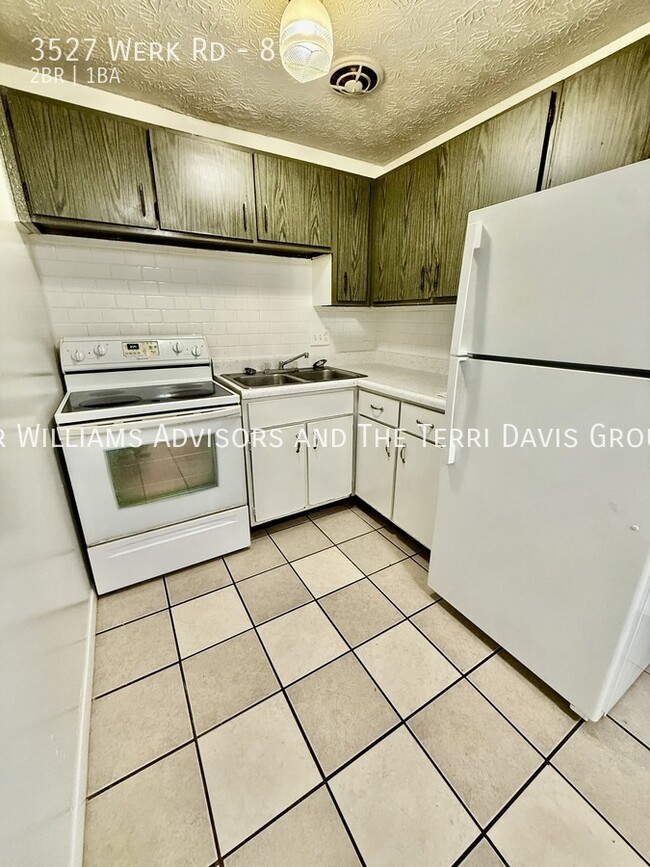 Building Photo - 3527 Werk Rd