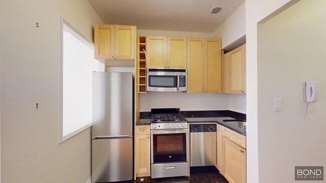 Foto del edificio - 17 E 67th St