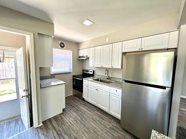 Foto del edificio - 2040 Faywood Dr