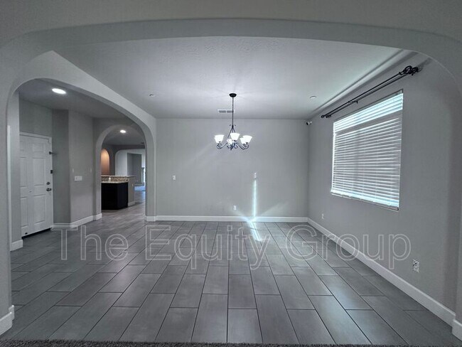 Foto del edificio - 2840 Channel Reef Ave