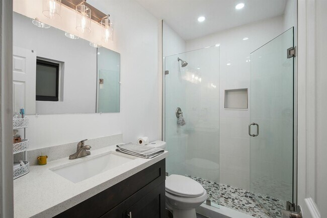 Foto del edificio - 121 Bayberry Dr