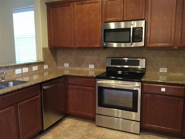 Foto del edificio - 12220 Walden Wood Dr