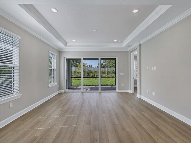 Building Photo - Unfurnished Annual Rental