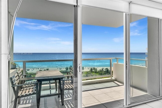Building Photo - 5161 Collins Ave