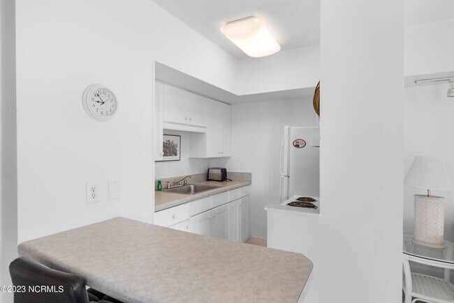 Foto del edificio - 3159 Lakeside Commons Dr SE