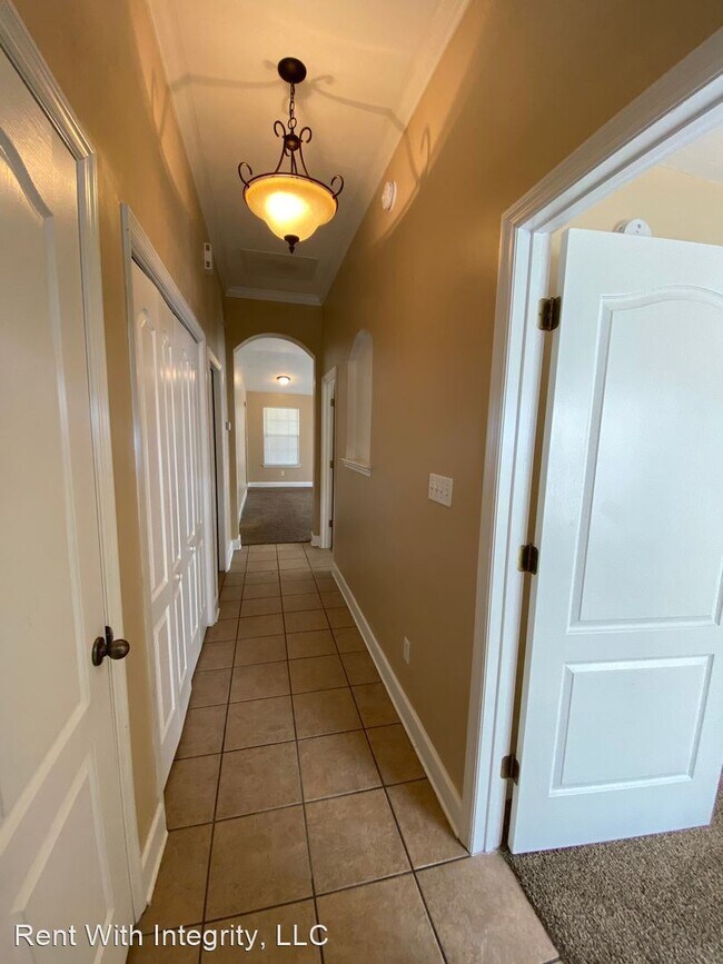 Building Photo - 3 br, 2 bath House - 5265 Montejo Drive