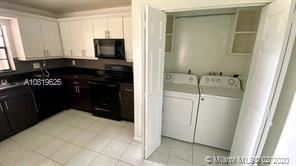 Foto del edificio - 3 br, 2 bath  - Grenadier Lakes at Welleby