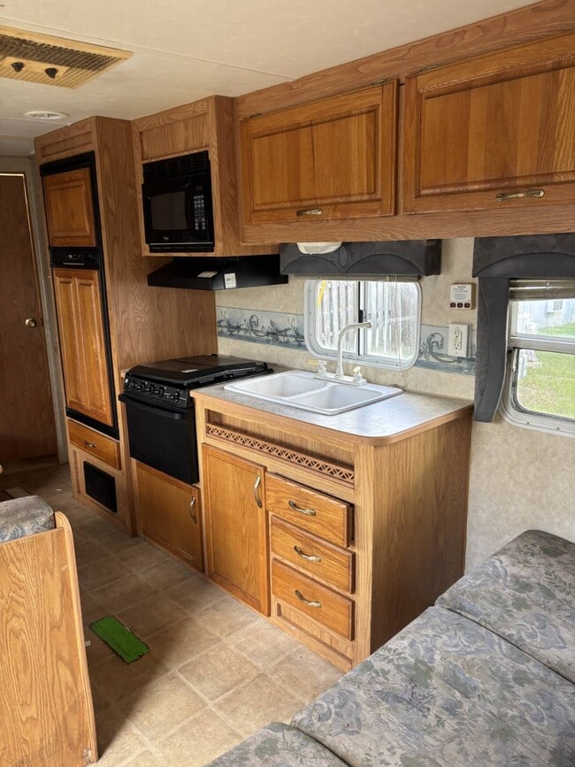 Foto del edificio - 2900 FL-17