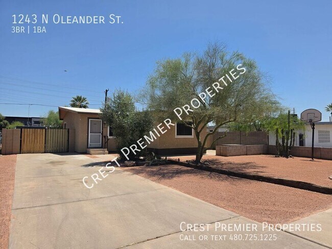 Foto del edificio - 1243 N Oleander St