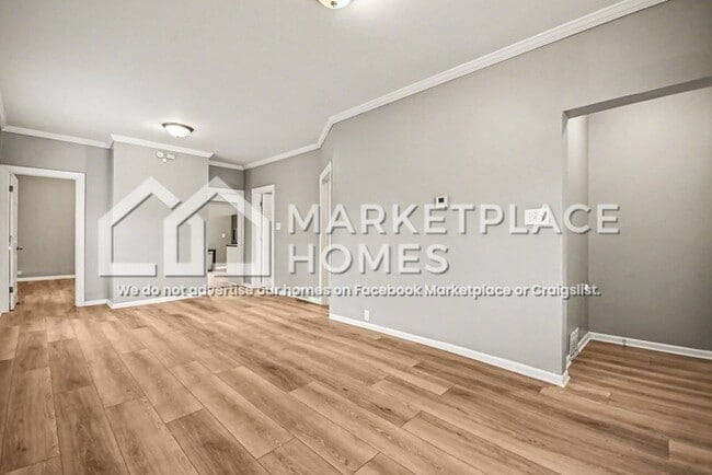 Building Photo - 11256 S Homewood Ave