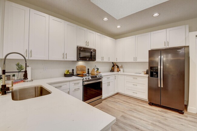 Foto del edificio - 9892 Summerbrook Terrace