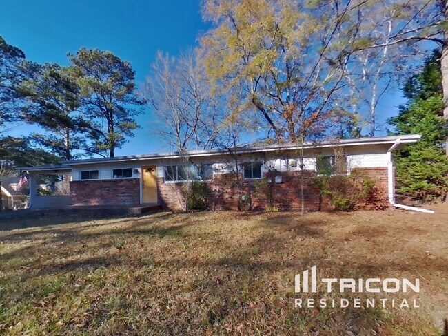 Building Photo - 5102 Lakewood Drive Acworth GA