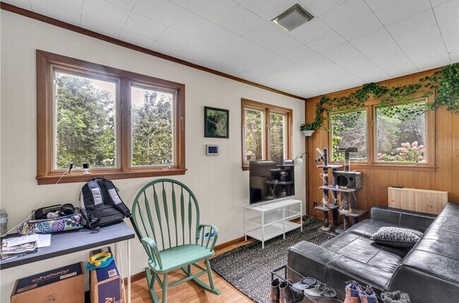 Foto del edificio - Awesome 2 BR/1 BA Single-Family Home in Ro...