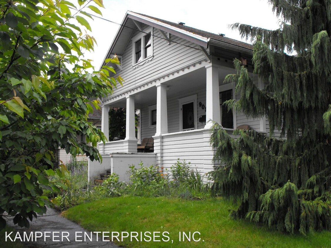 Primary Photo - 3 br, 1 bath House - 902 SW 11TH ST