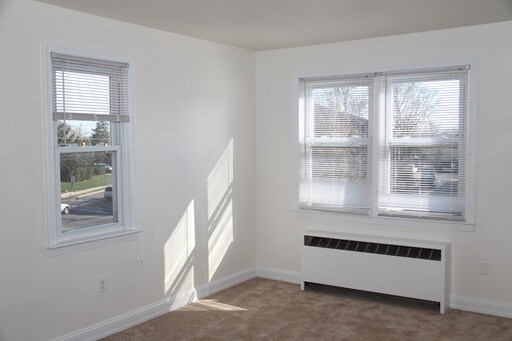 Building Photo - 3 W Chester Pike