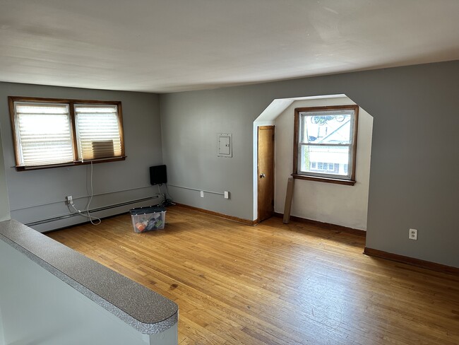 Living Room - 15 Sidney St