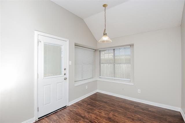 Building Photo - 808 Quail Brook Dr