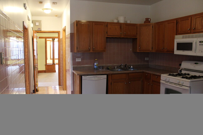 Building Photo - 1002 N Drake Ave