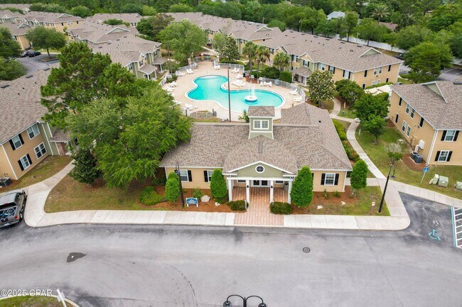Building Photo - 1203 Lighthouse Rd