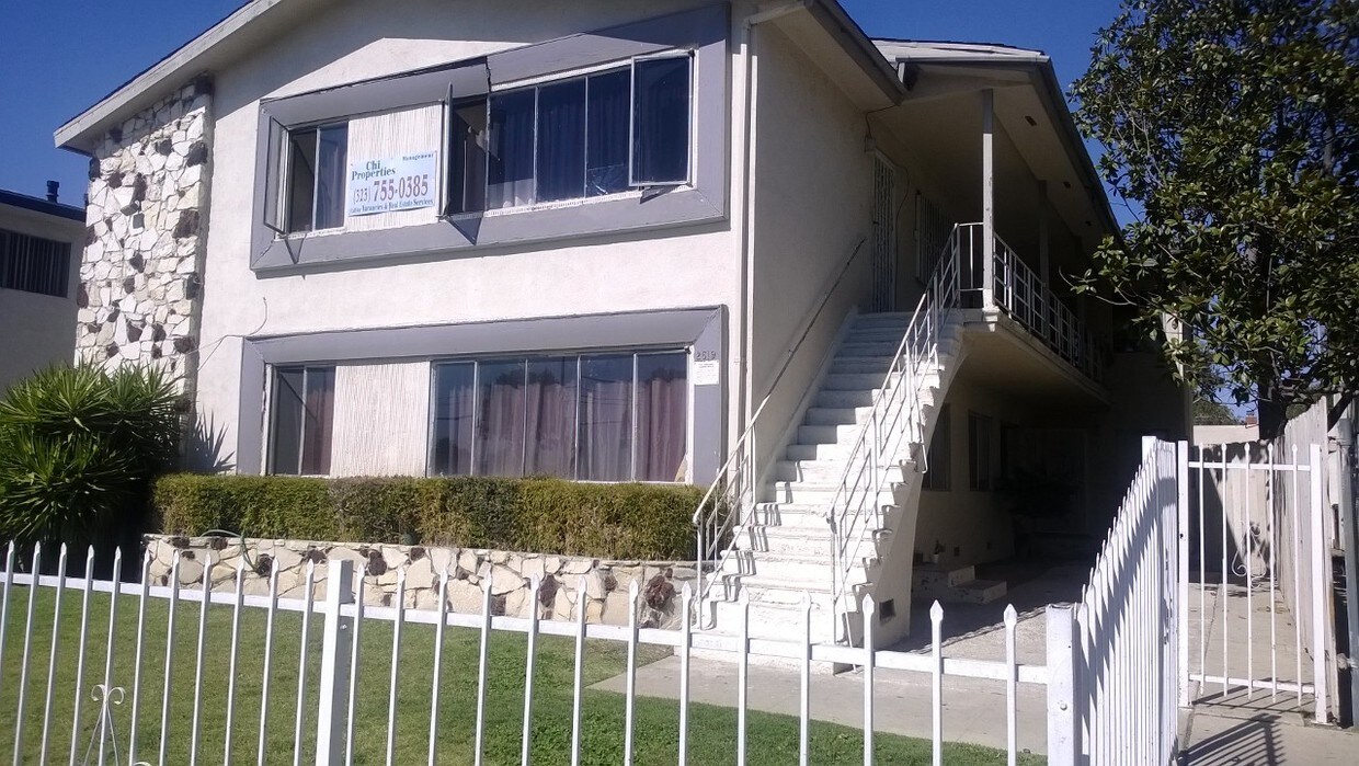 Street View - 2619 W Imperial Hwy
