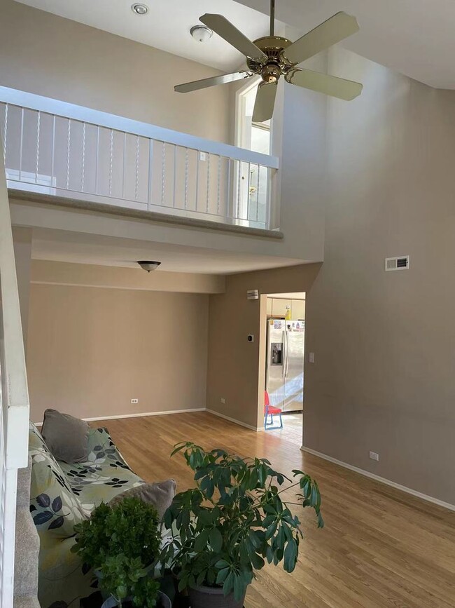 Building Photo - 12 White Pine Dr