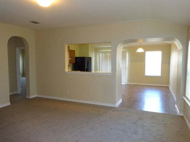 Foto del edificio - 820 Bee Creek Ln