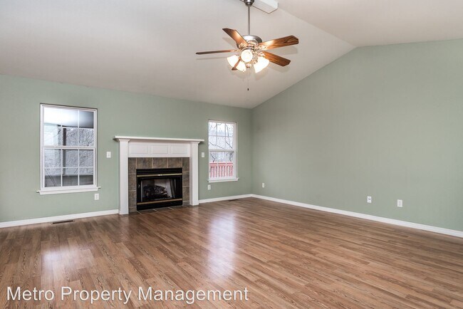 Building Photo - 3 br, 3 bath House - 5 Wreston Ln.