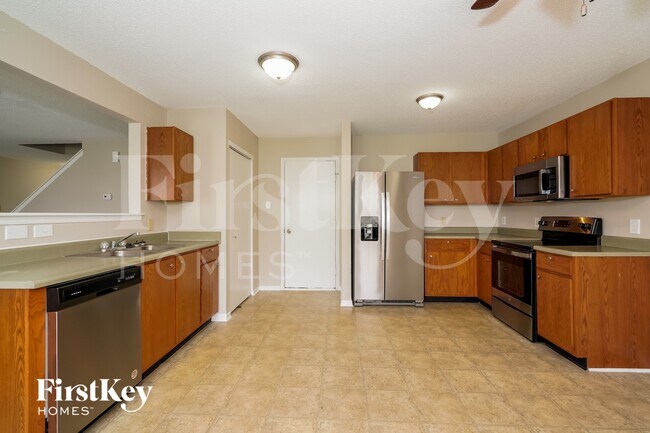 Foto del edificio - 8324 Centenary Dr