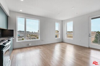 Building Photo - 10601 Washington Blvd