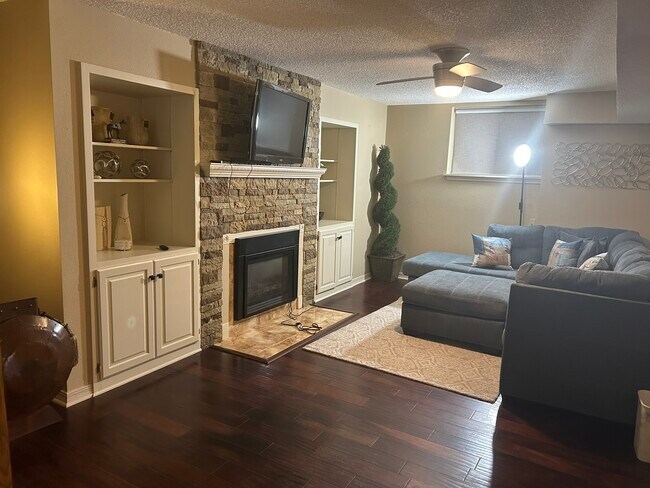 Building Photo - 331 Buena Vista Rd