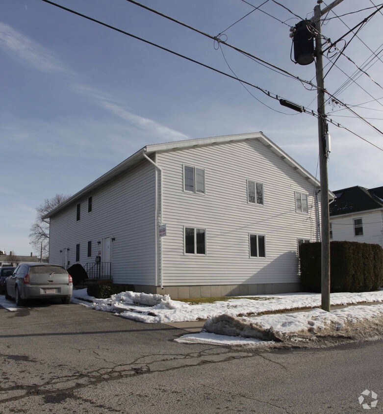 Building Photo - 58 Brown St