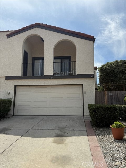 Building Photo - 2664 Bernardo Cir