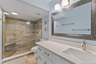 Building Photo - 7370 S Ocean Dr