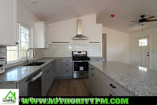 Foto del edificio - 3 br, 2 bath House - 4140 Chico St